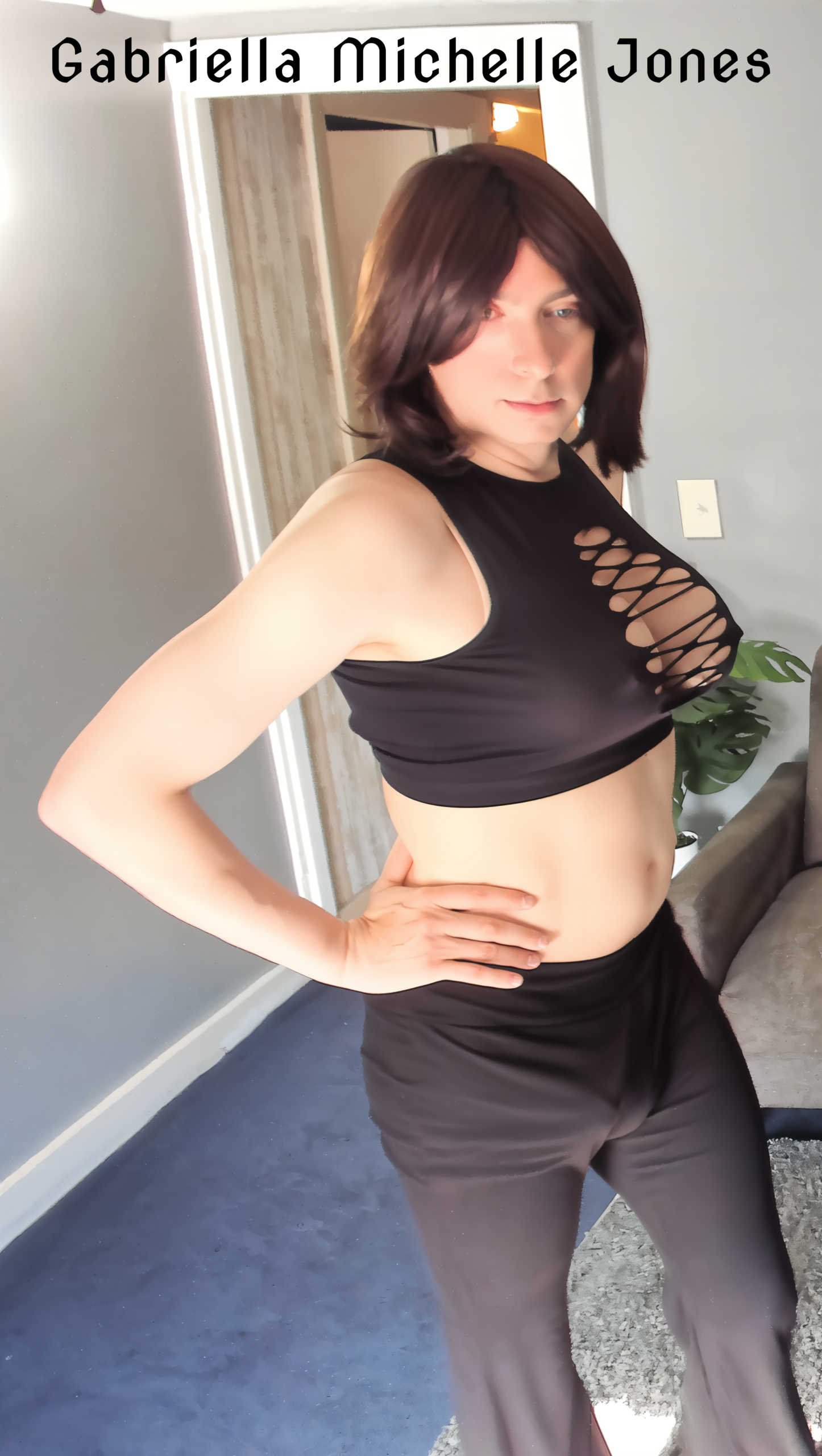 P004) Black Yoga Bells Black Ripped Crop Top