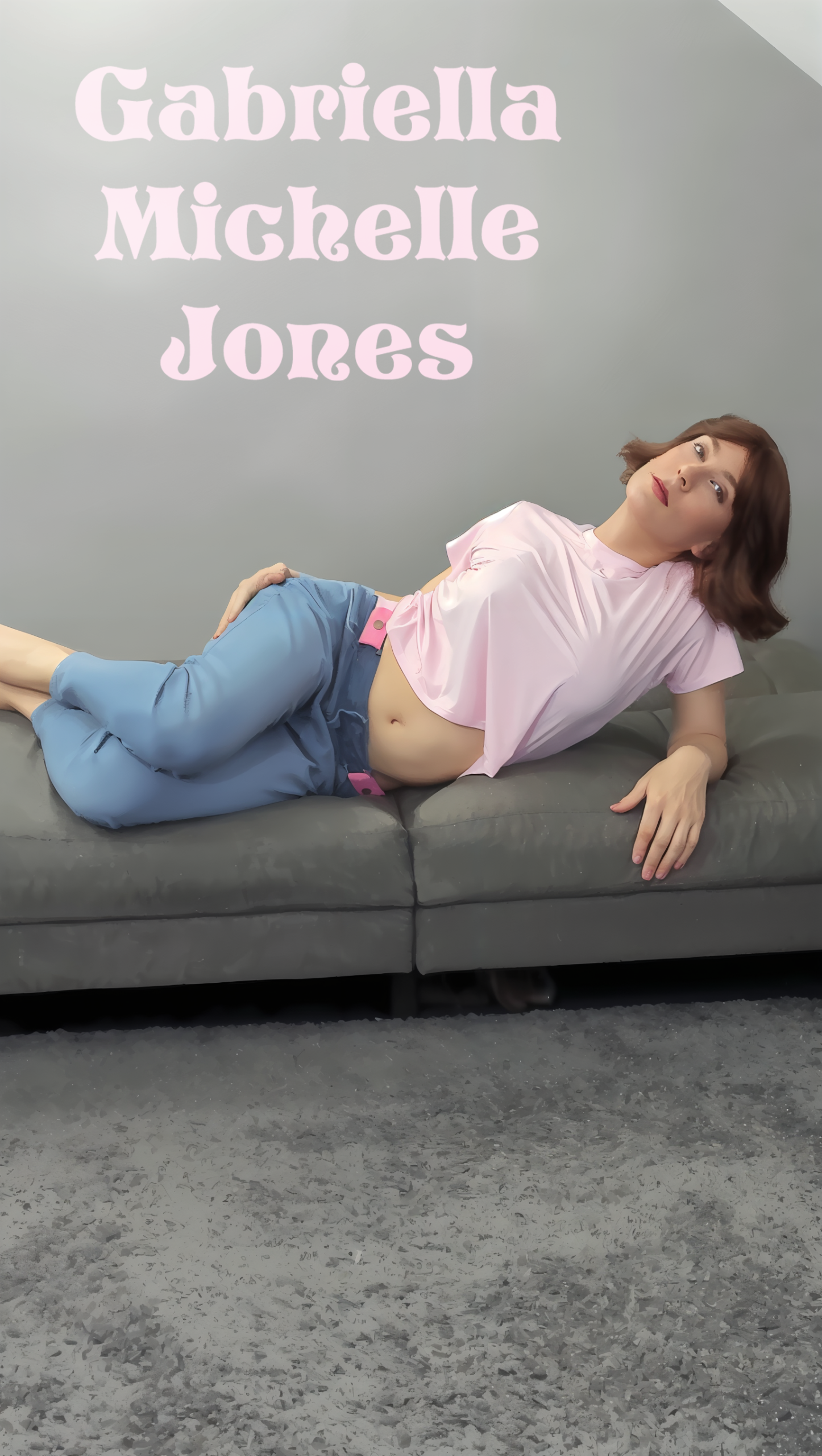 P026) Blue jeans Pink Top Black Lace Bra