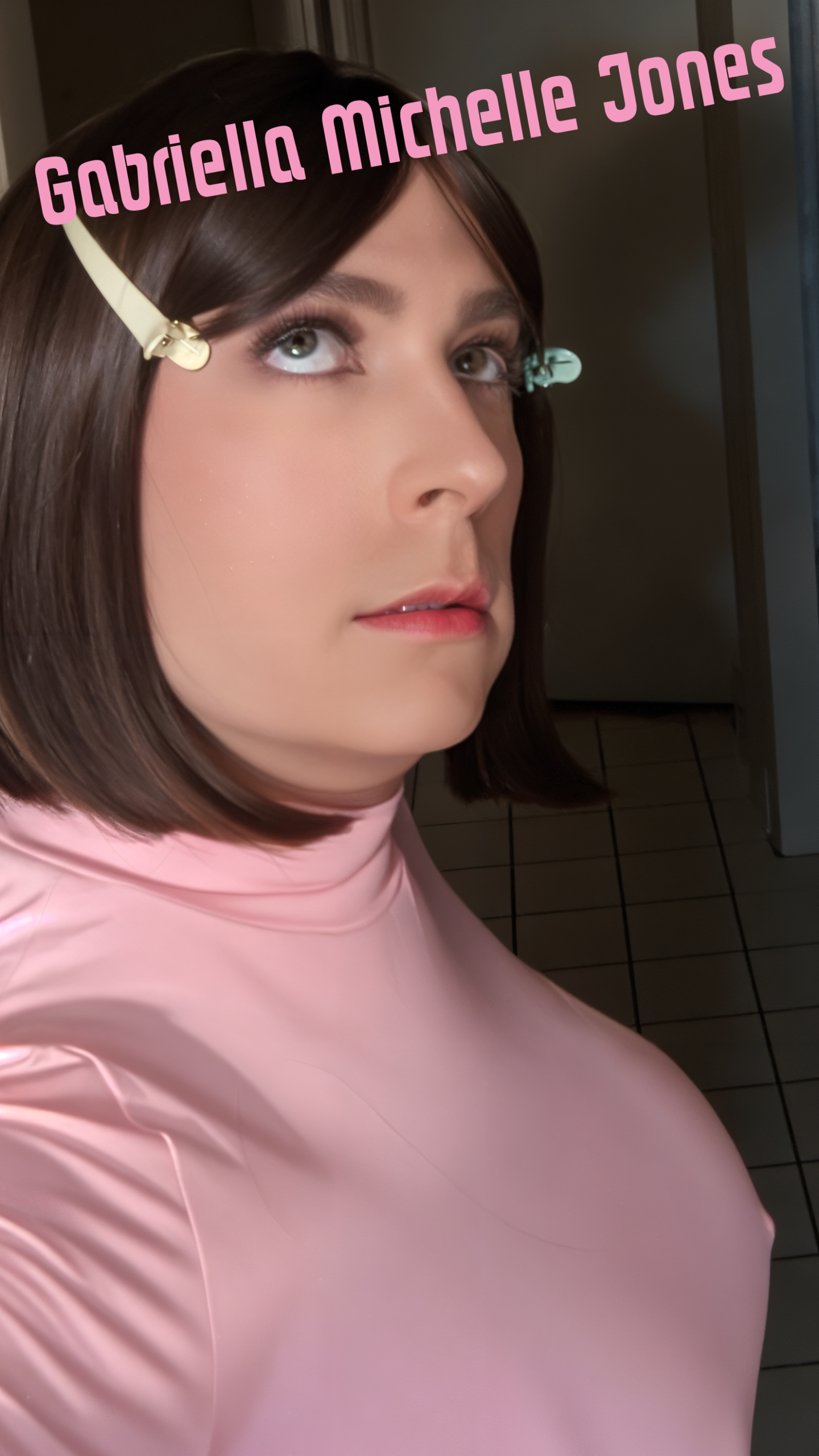 P020) Short Brown Hair Tight Pink Crop Top
